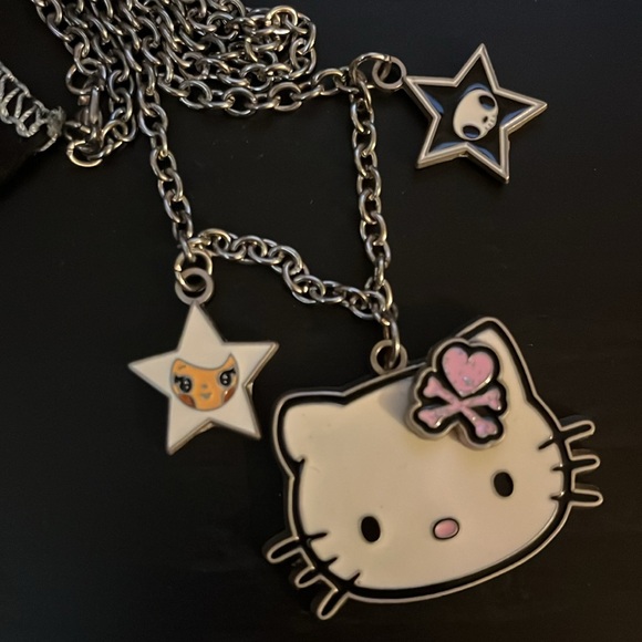 Tokidoki x Hello Kitty Necklace - Picture 2 of 4